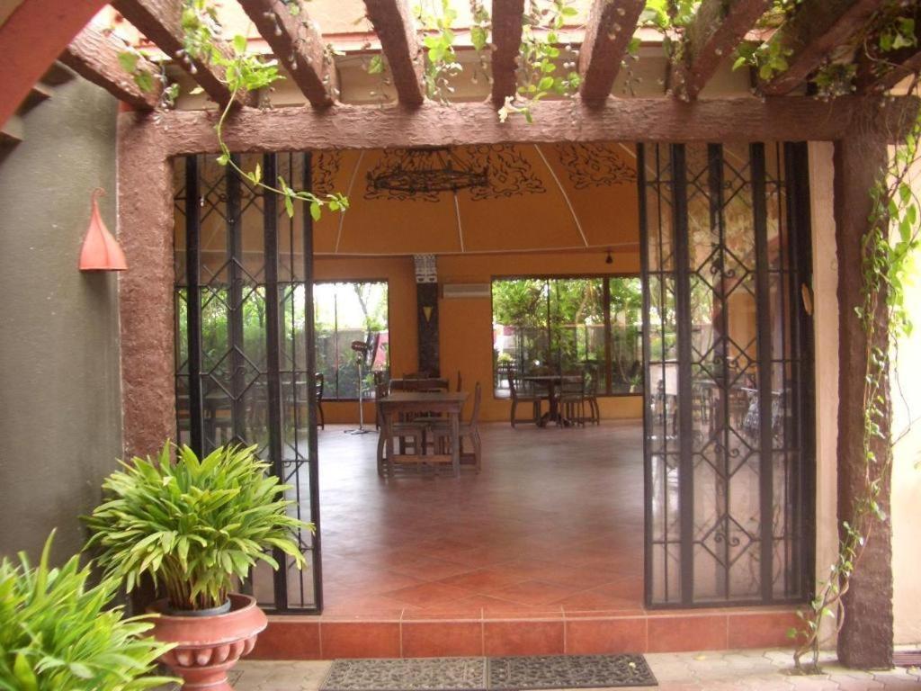 Hotel Casa La Granja Iloílo Exterior foto