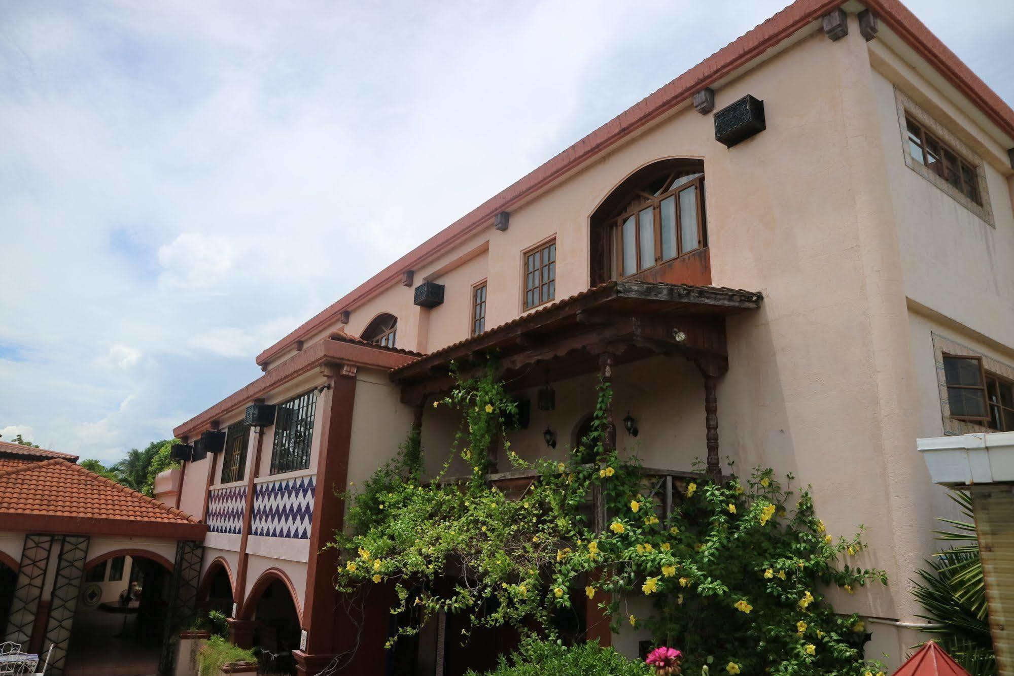 Hotel Casa La Granja Iloílo Exterior foto